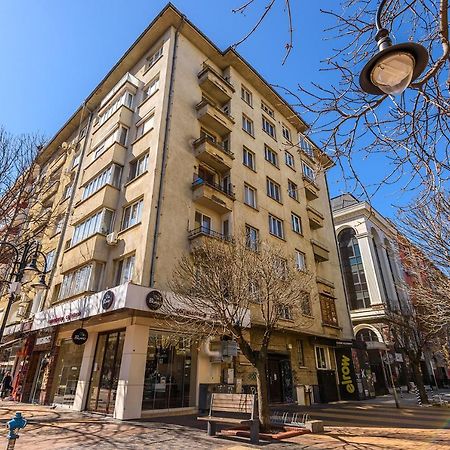 Zero-Waste Studio Apartment In Central Sofia Bagian luar foto