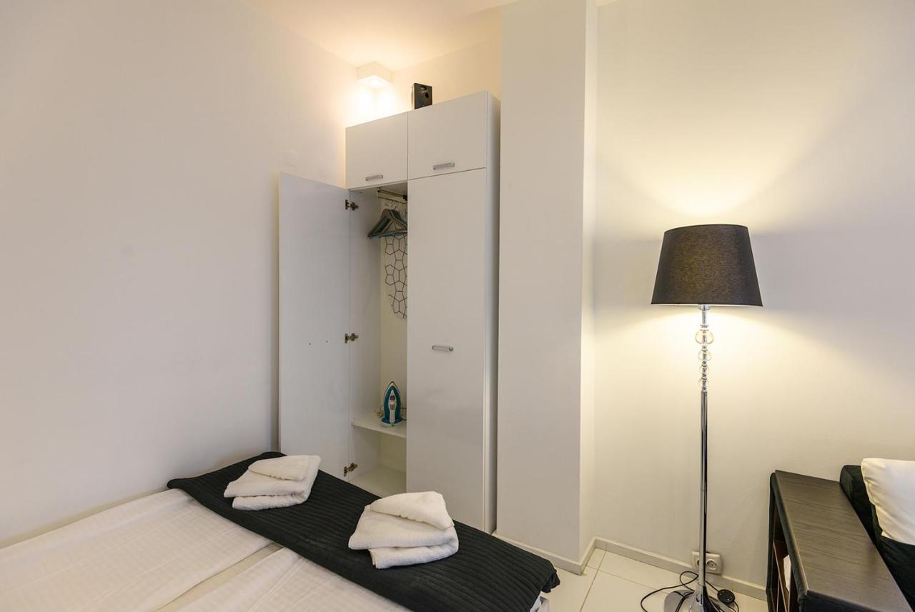 Zero-Waste Studio Apartment In Central Sofia Bagian luar foto